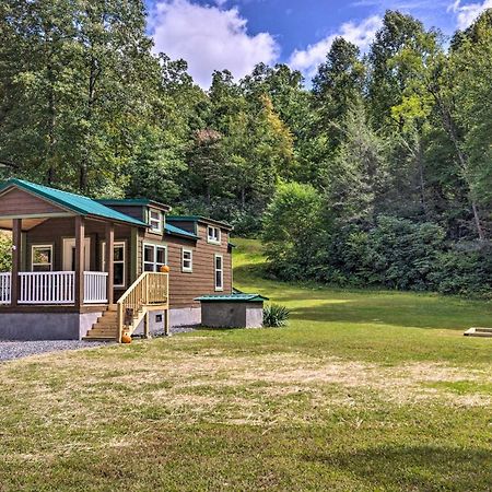 Quaint Mtn Cabin Tiny Living Near Big Adventure Brevard Exterior foto
